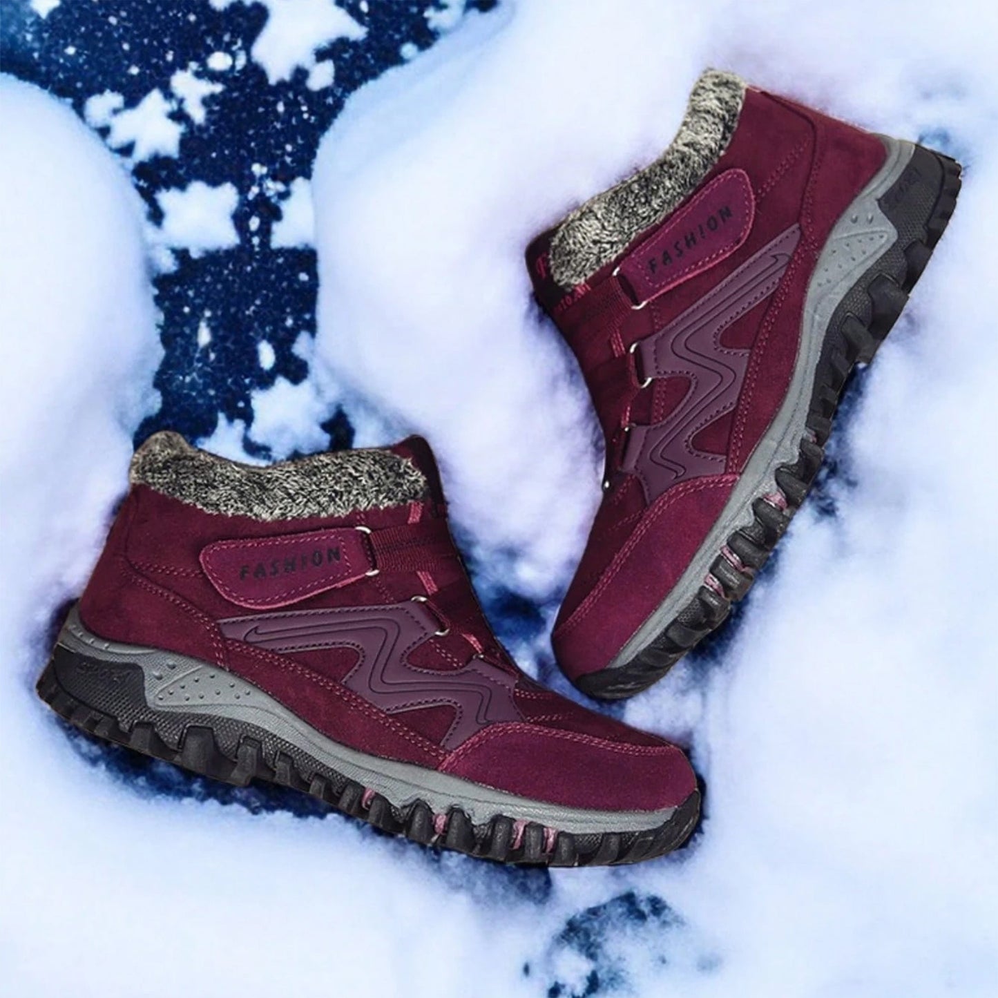 Women's fur-lined winter walking and trekking shoes