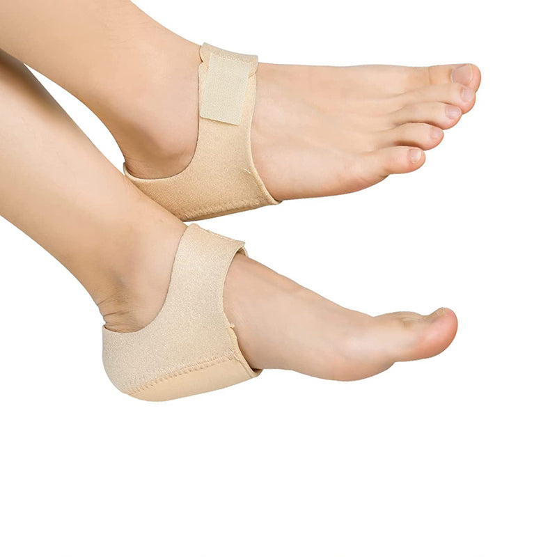 Adjustable cushion heel protector wrap with breathable insert