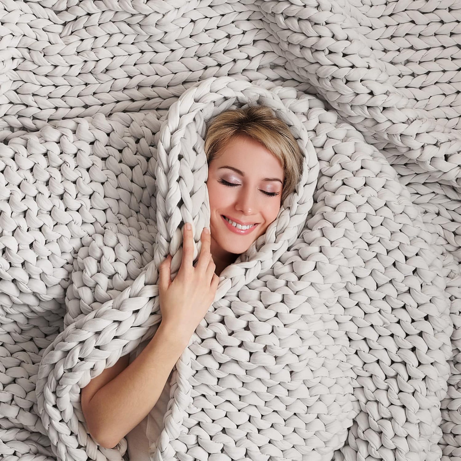 Chunky knit handwoven merino throw blanket