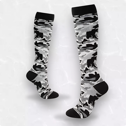 Camo-print 20-30mmHg knee-high compression socks pair