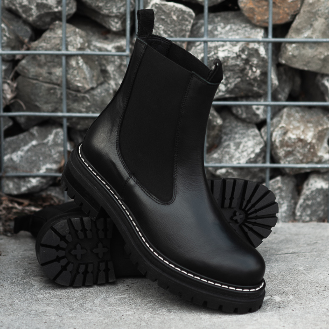 Women's Chelsea ankle boots classic style