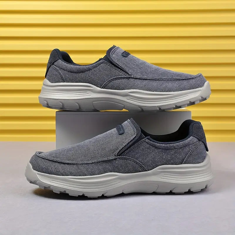 Men's slip-on canvas loafers breathable walking sneakers
