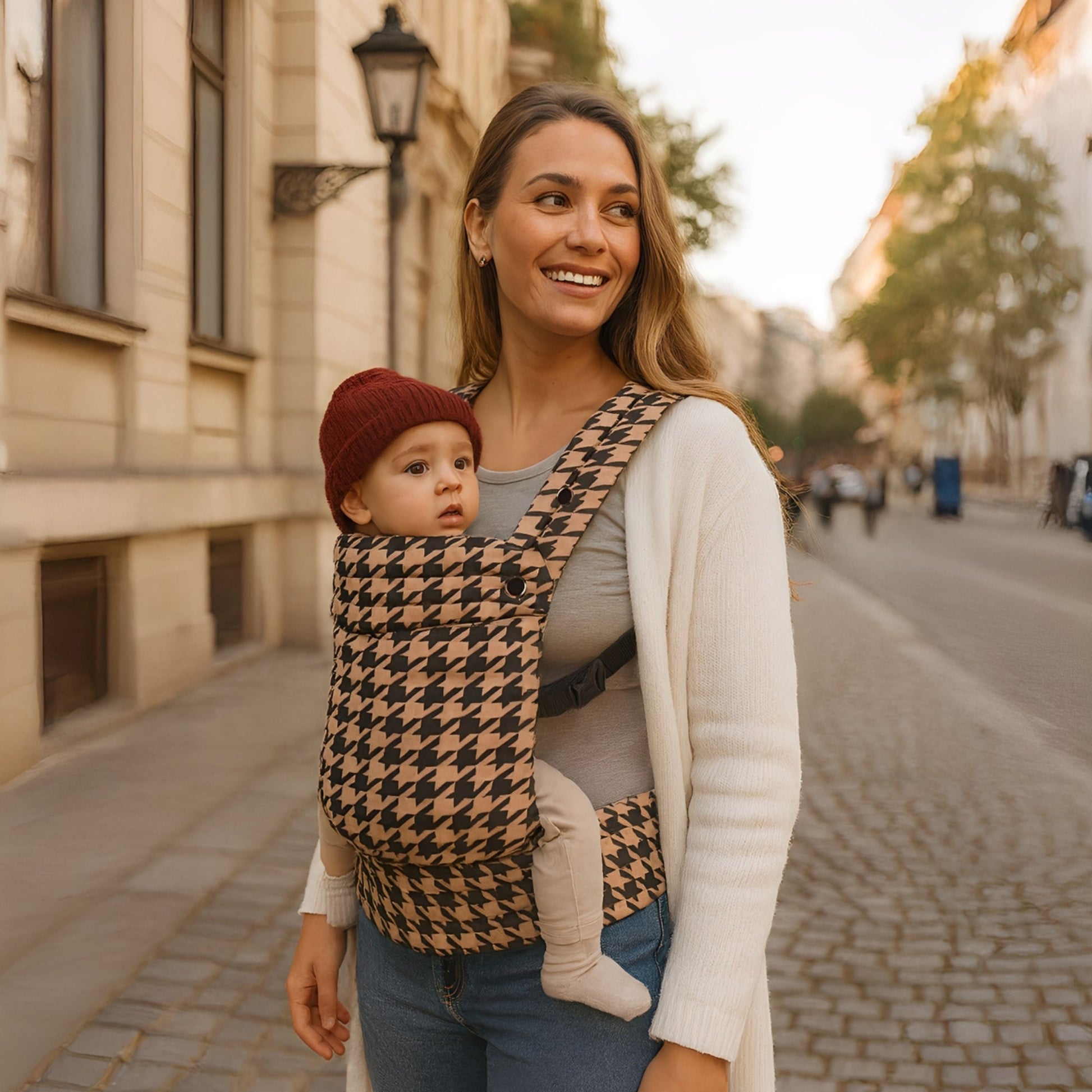 Classic ergonomic baby carrier for newborn to toddler