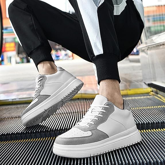 Height-increase elevator shoes with hidden lift