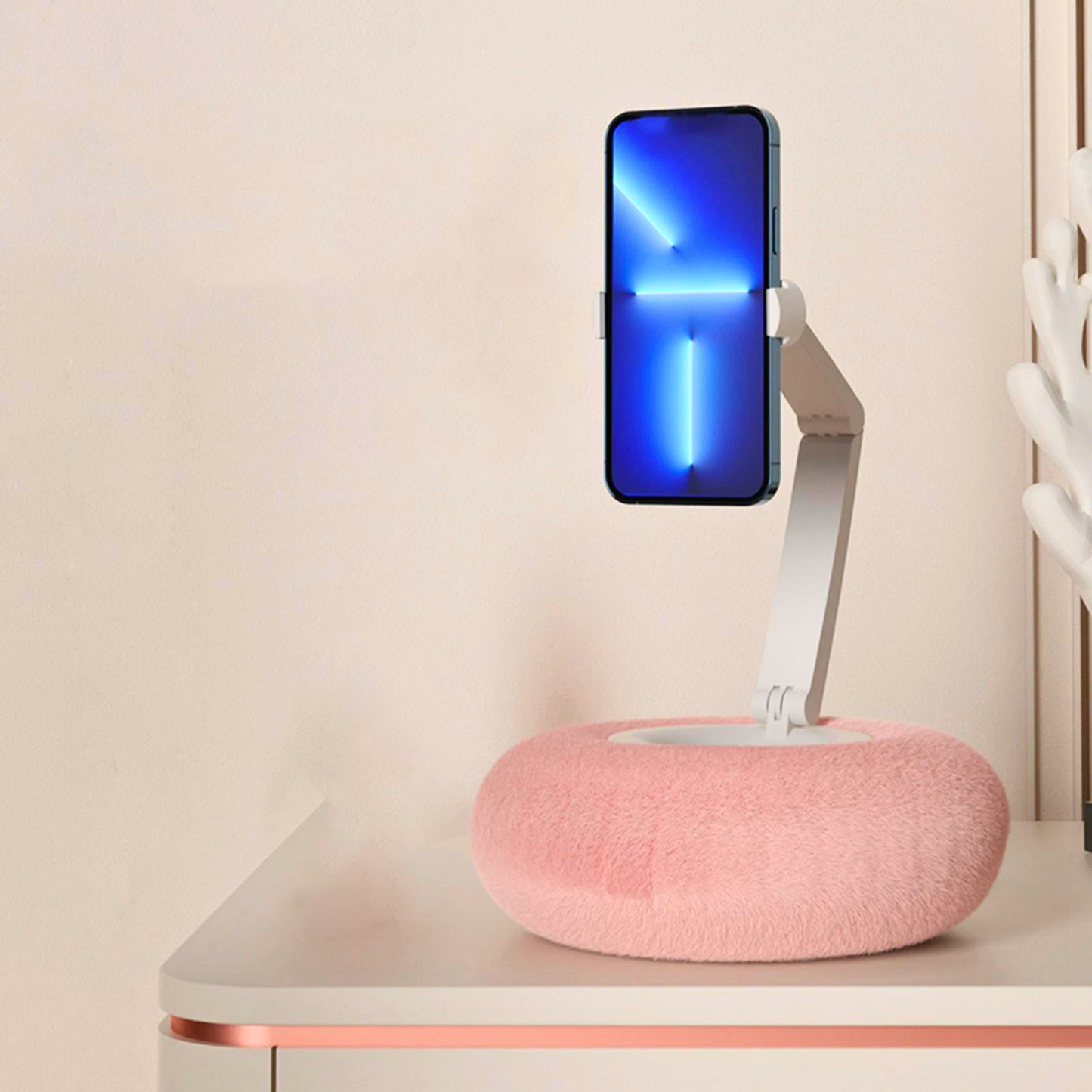 Adjustable mobile phone holder pillow hands-free cushion