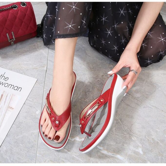 Cushion comfort heel flip-flop sandals for women