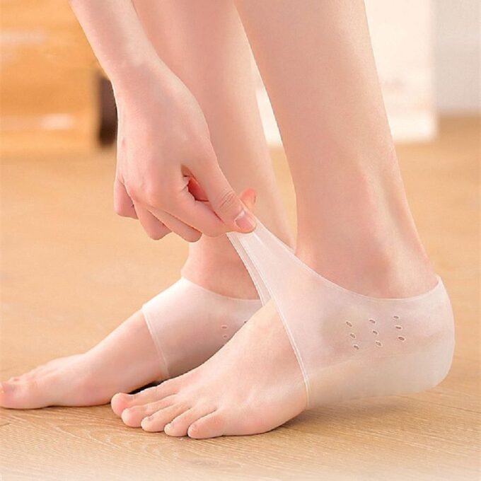 Invisible height-increasing insoles discreet lift inserts
