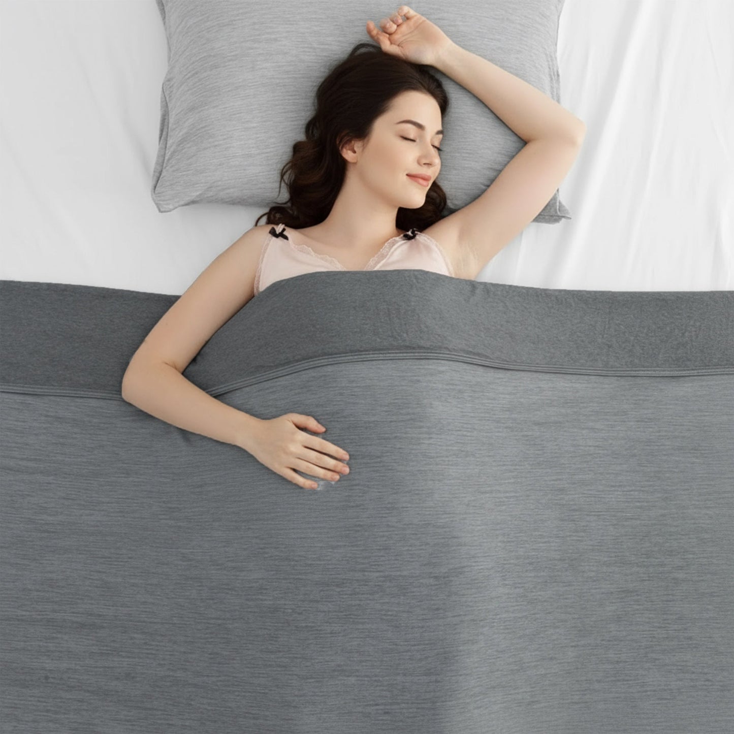 Lightweight cooling blanket temperature-friendly
