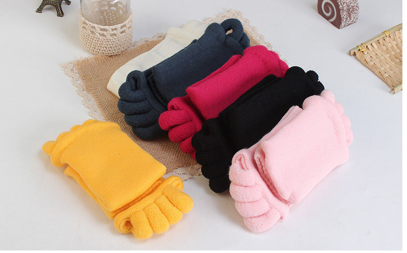 Five-toe alignment stretch socks for bunions, hammer toes and plantar fasciitis