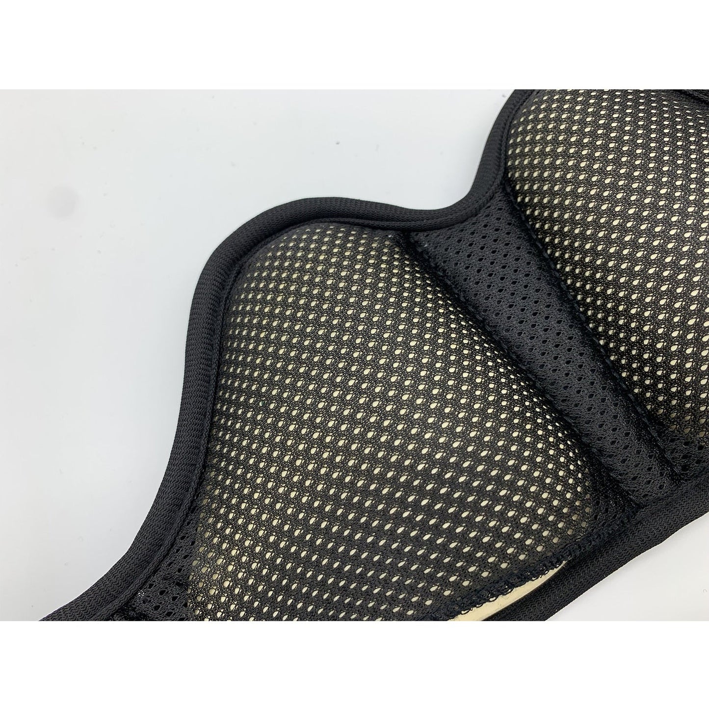 Adjustable inguinal hernia support belt with removable compression pads