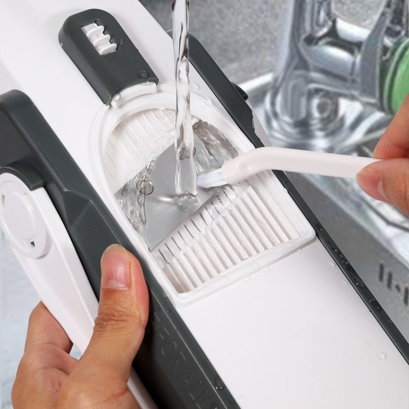 Kitchen multi-chopper vegetable and fruit slicer