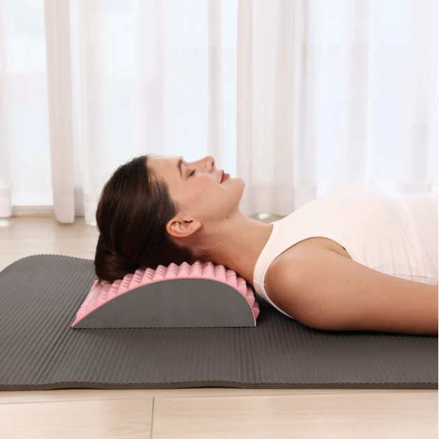 Lower back stretcher decompression and relaxation device