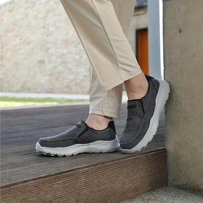 Men's slip-on canvas loafers breathable walking sneakers