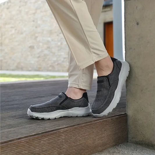 Men's slip-on canvas loafers breathable walking sneakers