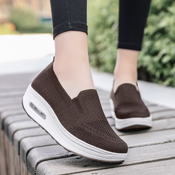 Everyday comfort breathable slip-on women's walking shoes
