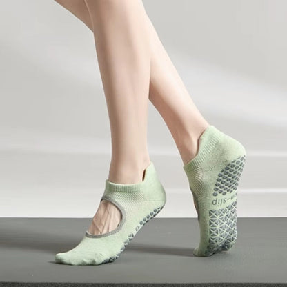 Anti-slip yoga grip socks for Pilates and barre