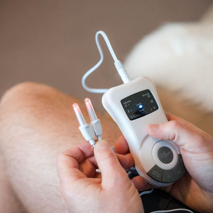Red light therapy nasal device with low-level laser for rhinitis and sinusitis