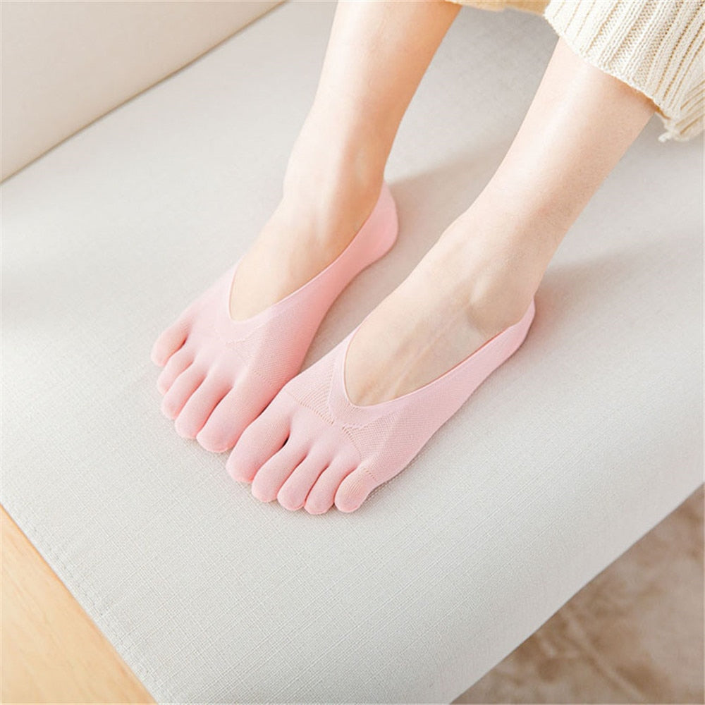 Five-toe compression socks for bunion alignment and blister prevention